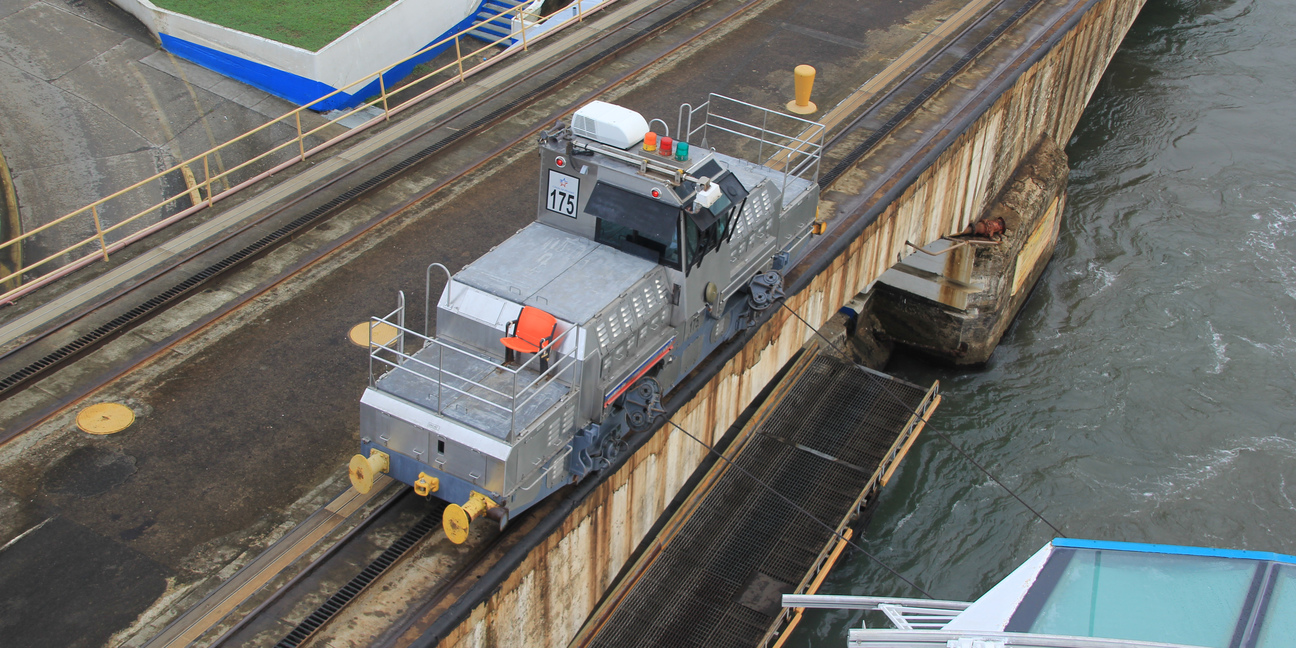 Panama Canal - electric train, May 5, 2015