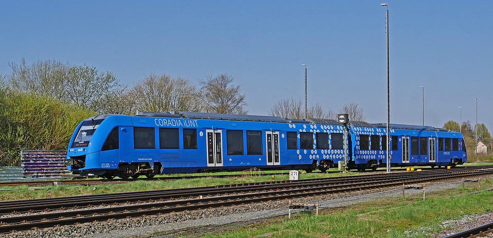 Hydrogen-powered train set